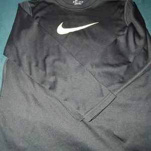 Youth Boys Nike Dri fit long sleeve shirt